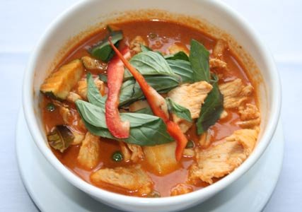 Porc au curry rouge et pousses de bambou