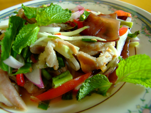 Salade de porc grillé aux légumes